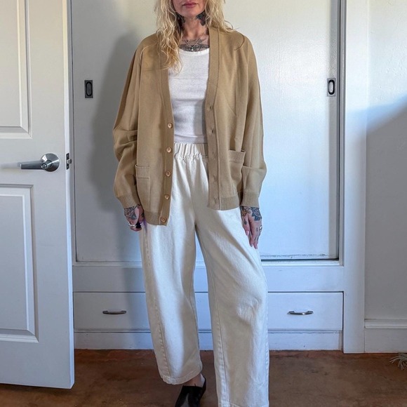 Vintage 1960s tan button up cardigan - Picture 2 of 7